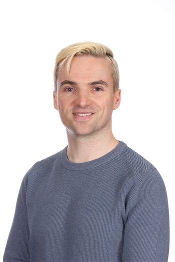 Mr Holden-Lai